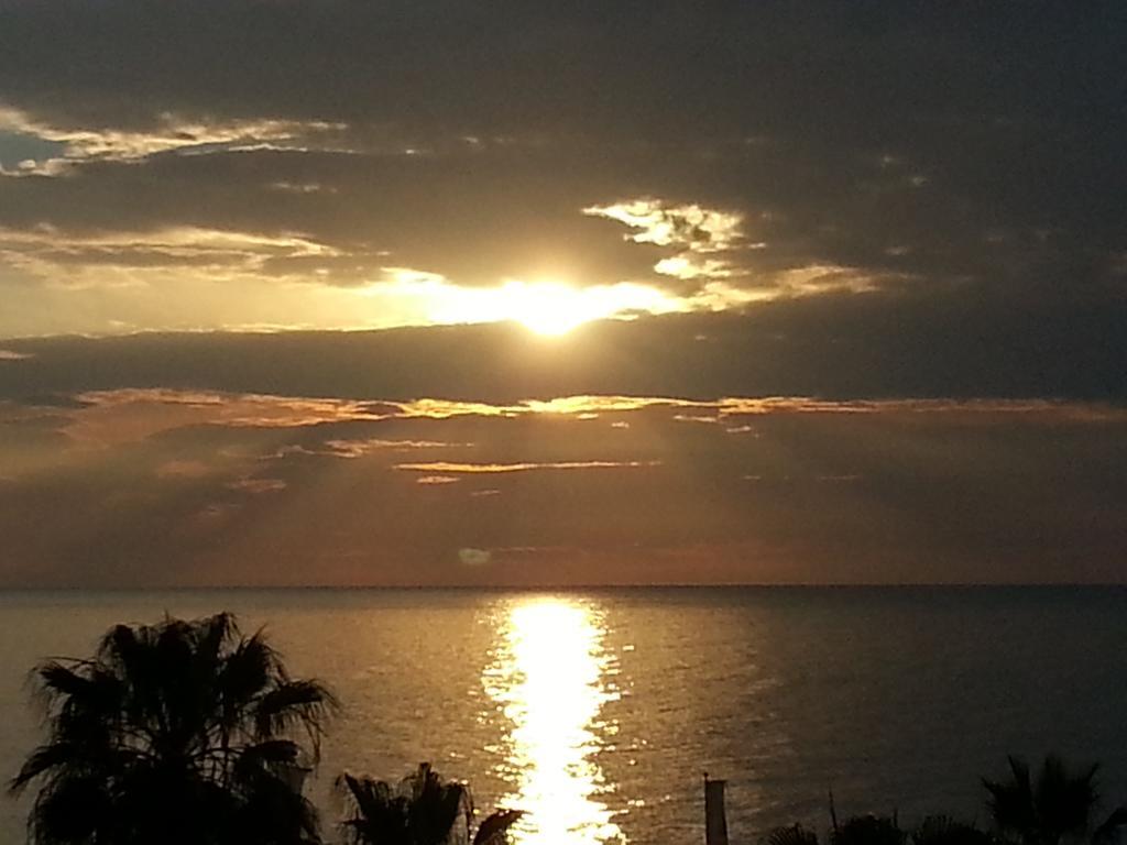 Guadalupe Cozy Inns Torremolinos Bagian luar foto