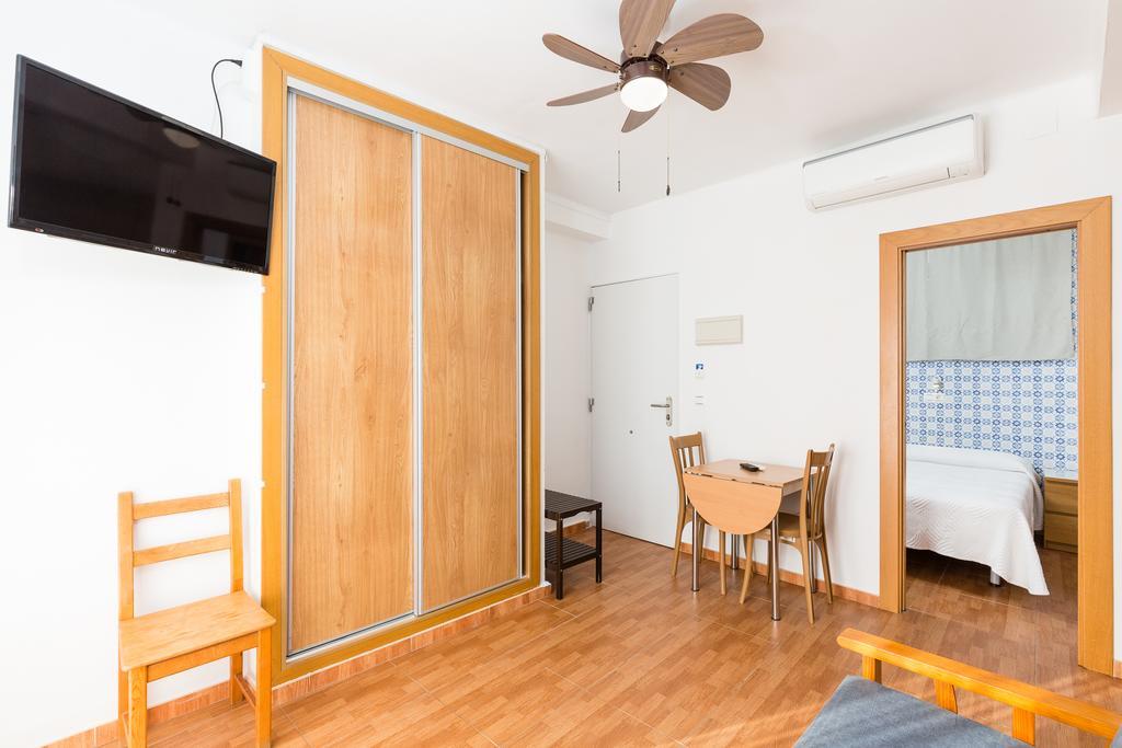 Guadalupe Cozy Inns Torremolinos Bagian luar foto