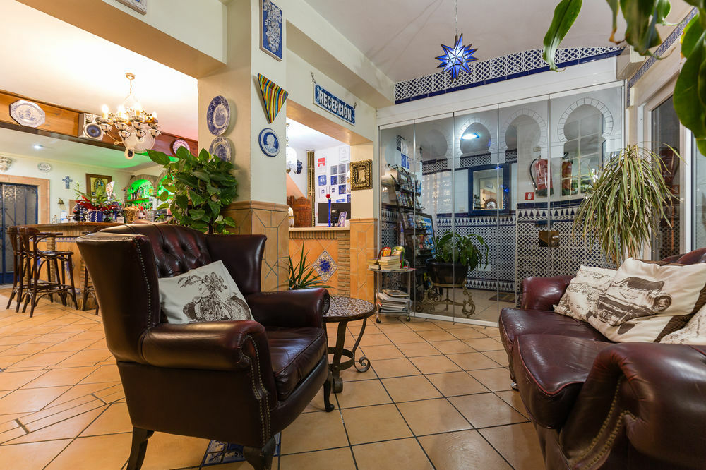 Guadalupe Cozy Inns Torremolinos Bagian luar foto
